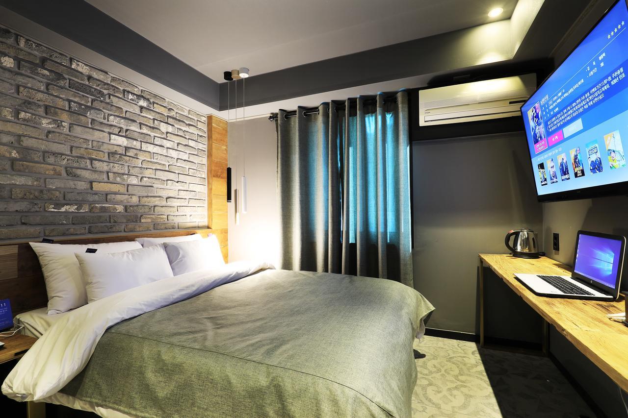 Rainbow Hotel Yongsan Сеул Экстерьер фото