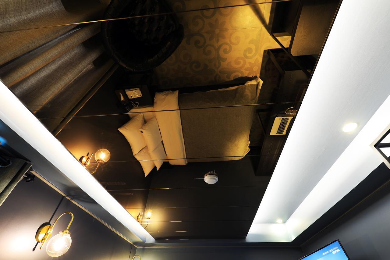 Rainbow Hotel Yongsan Сеул Экстерьер фото