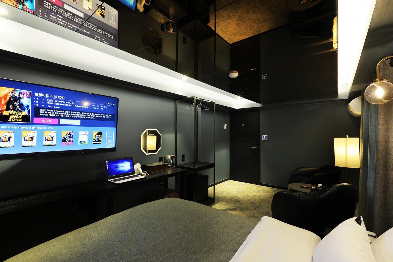 Rainbow Hotel Yongsan Сеул Экстерьер фото